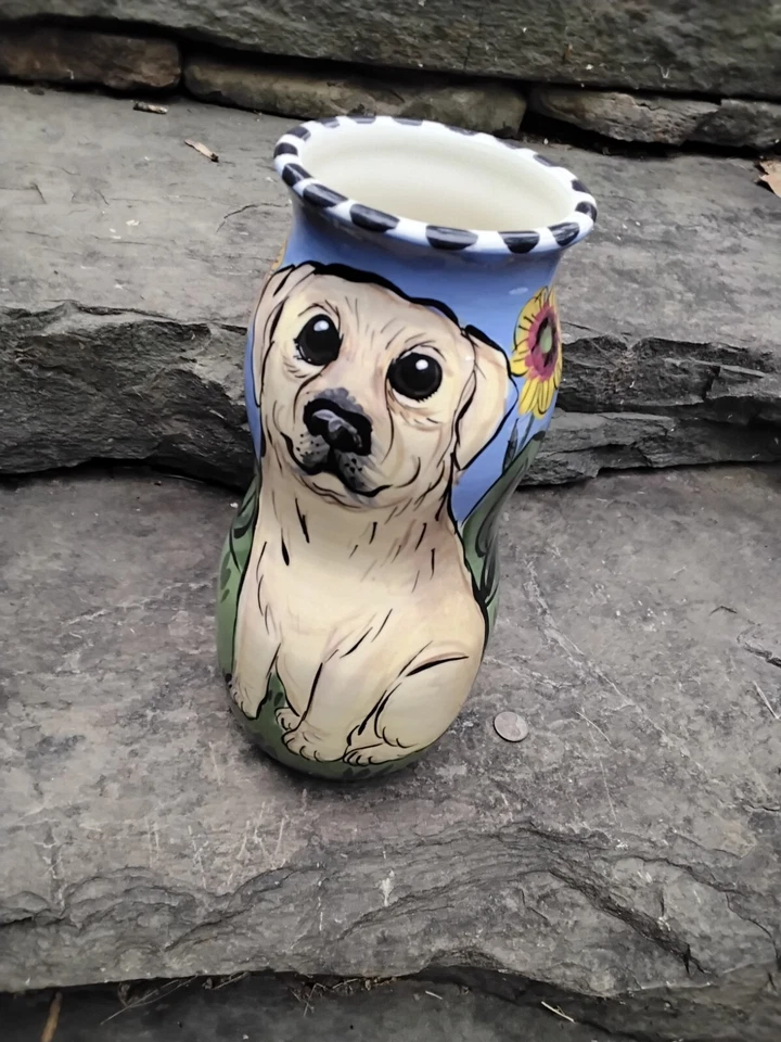Jarrón o urna para perro Labrador Retriever amarillo pintado a mano, 11" de alto, cerámica Foto 1 de 4