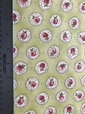 Tela de algodón verde lima con círculos de flores ROSA para empezar   Foto 1 de 4