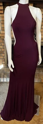 Vestido largo Faviana Burdeos Jersey Halter Top Paneles de malla Nuevo con etiquetas Talla 2 Foto 1 de 4