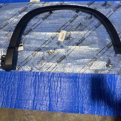 2014-2019 TOYOTA HIGHLANDER Front Right Wheel Molding Flare 75085-0E010 RH OEM Foto 1 de 4