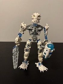 LEGO BIONICLE: Toa Matoro (8732)