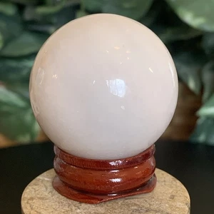 Weiße Achat Chalzedon Kugel Kristall Heilkugel Kugel mit Ständer Meditation 1,5" - Bild 1 von 8