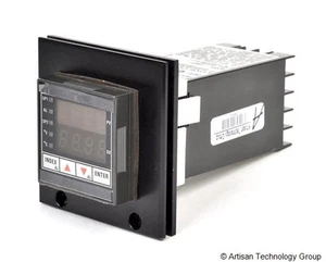 Love Controls 16010-0110111 Microprocessor Based Temperature / Process Control - Picture 1 of 4