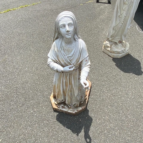 ANTIQUE CAST IRON ST. BERNADETTE FRENCH STATUE FROM A CLOSED CHURCH - CMC36 Cover