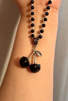 Gargantilla negra cereza plateada nueva unisex negra con cuentas para mujer Foto 1 de 4