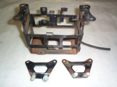 CAJA CAJA BATERÍA EJE KAWASAKI KZ1000 E1 ST + Foto 1 de 2