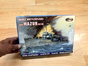 Mirage Hobby, Okret Artyleryjski ORP Mazur WZ39, Modell #40022, Maßstab 1:400, geöffnet - Bild 1 von 13