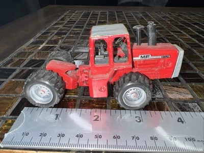 ERTL MASSEY FERGUSON 4880 ARTUCLADOR 4X4 TRACTOR GRANJA ROJO 1/64 SUELTO  Foto 1 de 4