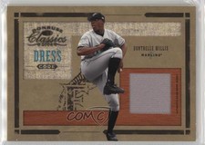 2004 Donruss Classics Dress Code Game-Worn Jersey /100 Dontrelle Willis #DC-35
