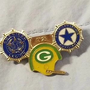 1972 Vintage GREEN BAY PACKERS Lapel Pin American Legion Helmet Auxiliary Emblem - Picture 1 of 5