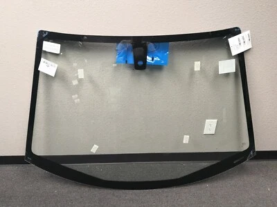 Lamborghini Aventador, стекло лобового стекла, вторичный рынок, новый, P/N 470845099A - Изображение 1 из 4