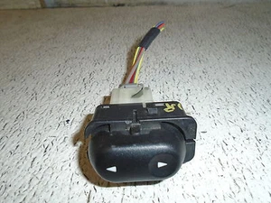2006 Ford Escape Right Rear Window Switch - Picture 1 of 4
