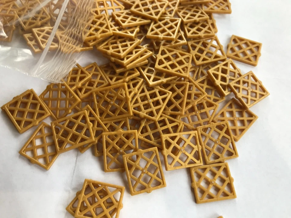 LEGO-NUEVO-#38320-ORO PERLA-PANEL PARA VENTANA 1 X 2 X 2 CELOSÍA/DIAMANTE-20 PIEZAS Foto 1 de 1