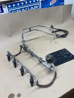 1986-1995 FORD MUSTANG 5.0 SOBRE INJETORES E CONFIGURAÇÃO COMPLETA DE TRILHO DE COMBUSTÍVEL PUMA - Imagem 1 de 4