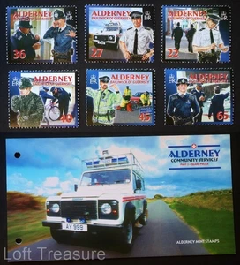 Estampillas de Alderney: Paquete de presentación "Servicios comunitarios - Policía de la isla" 2003 - Imagen 1 de 5