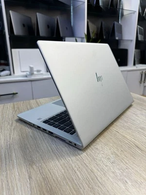 HP Laptop - Image 1 of 4