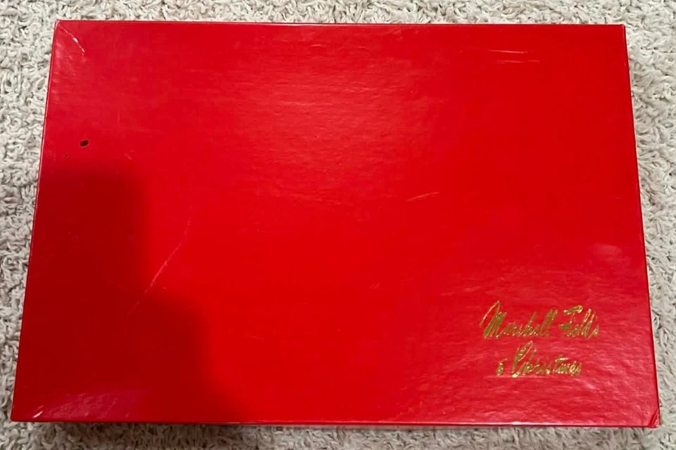 Vintage Marshall Field's & Company Christmas Red and Gold Gift Box 10" x 15" - Image 1 of 1