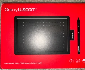 Wacom One by Wacom Creative Graphics Table wioth Pen, Black - CTL472K1A - Afbeelding 1 van 2