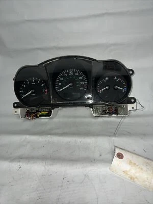 Cuadro medidor velocímetro instrumento Jaguar XJ8 VDP X308 98-99 FABRICANTE DE EQUIPOS ORIGINALES 21 k millas Foto 1 de 4