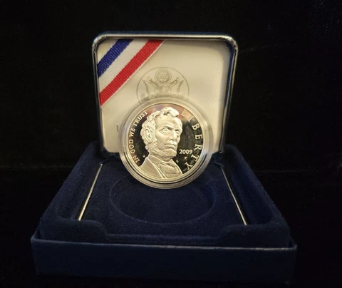 2009 Abraham Lincoln Commemorative Proof Silver Dollar | OGP Box & COA Cover