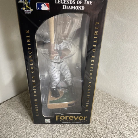 NIB 2003 TORII HUNTER MINNESOTA TWINS BOBBLEHEAD FOCO LEGENDS OF THE DIAMOND Cover