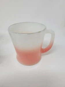 Beautiful Vintage Fire King D Handle Pink Rose Ombre Fade Coffee Mug Milk Glass - Picture 1 of 3