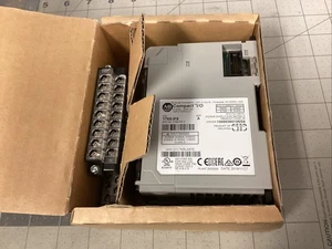 AB 1769-IF8 CompactLogix 8 Pt Analog Input Module (LQS41O) - Picture 1 of 3