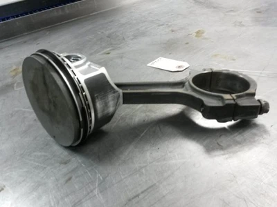 Piston and Connecting Rod Standard 05-06 Chevrolet Silverado 1500 5.3 12649190 - Image 1 of 4