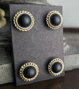 4 piece Gold and Black Magnet Pins . Horse Show magnetic pin. Clothing magnets. - Picture 1 of 4