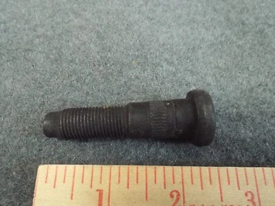 Parafuso prisioneiro de roda NOS 1980 1981 1982 1983 1984 1985 1986 Ford Bronco eixo 4WD 85 86 - Imagem 1 de 4