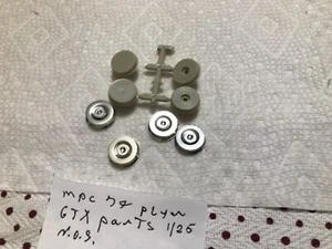 MPC /AMT 1/25 VINTAGE 74 PLYMOUTH G.T.X. WHEELS CUSTOM HUBCAPS N.O.S. CIRCA 1974 - Picture 1 of 2