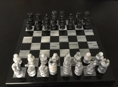 Juego de ajedrez de mármol hecho a mano incluye tablero de piedra de 8x8 pulgadas blanco y negro Foto 1 de 3