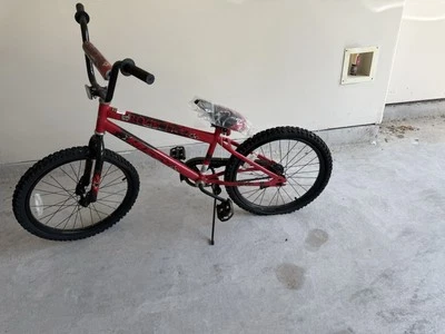 Huffy Rock It EZ Build 16 in Kids Bike - Red (51808) - Image 1 of 3