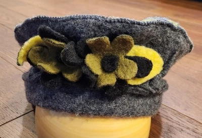  Sombrero Platania Italia Mezcla Lana Artístico Indie Grueso Gris con Flores Foto 1 de 4