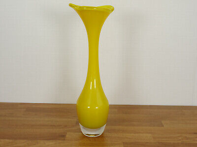 Retro Design Narrow Yellow Glass Flower Vase>