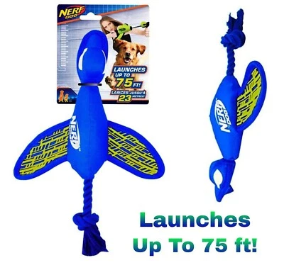 Brinquedo para cachorro Nerf Dog Force Grip lançamento corda de pato, 16,5 pol. lançamento até 75 pés! - Imagem 1 de 3