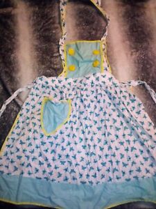 Retro Vintage Cooking Apron For Women And Children Handmade Cloth