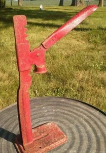Vtg Red Bottle Corker Capper Climax Everedy manual home brew - Picture 1 of 12
