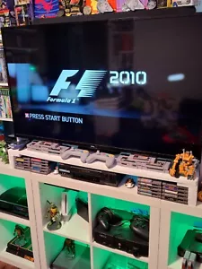 F1 2010 Formula 1 Xbox 360 - CIB testato funzionante spedizione veloce! - Foto 1 di 6