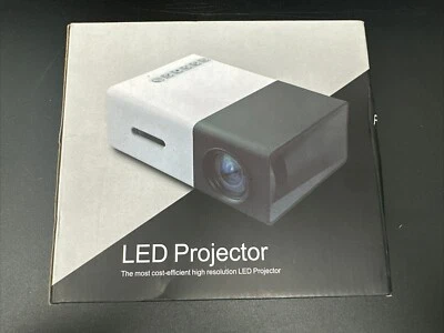 Mini Projectror Q1 - Image 1 of 4