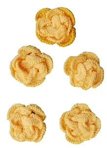 5 Rosen Applikationen gehäkelt ca. 5-6 cm Durchmesser - Bild 1 von 1