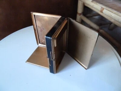 Poudrier vintage  40 / 50 double compartiment noir et doré - Photo 1/4