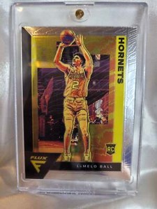 2020 Panini Flux: Lamelo Ball Rookie #201.