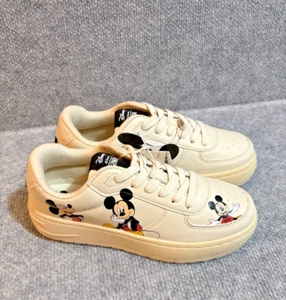 Neu mit Etikett Zara Kids x Disney Mickey Mouse Turnschuhe – Jugend USA Größe 3,5 - Bild 1 von 11