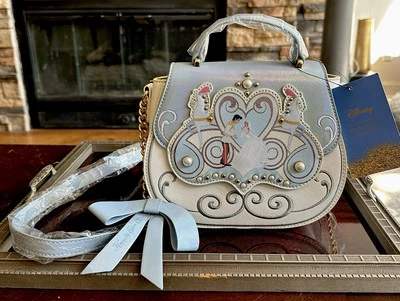 Encantadora cartera Danielle Nicole para Disney Cenicienta y Príncipe día de boda Foto 1 de 4