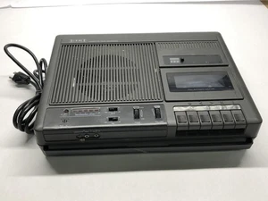 EIKI 5090A Cassette Tape Recorder Portable - Picture 1 of 5