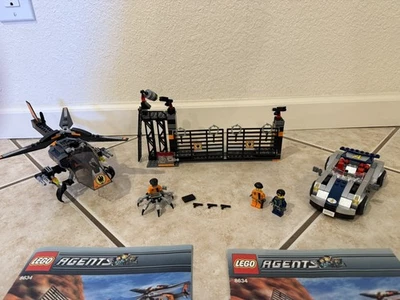 LEGO Agents: Turbocar Chase (8634) - COMPLETE - Image 1 of 4