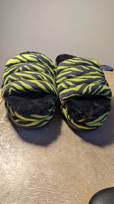 UGG макси слайд Tiger печати черный ключ лайм женщин 1127075 размер 10 ширина - Изображение 1 из 4