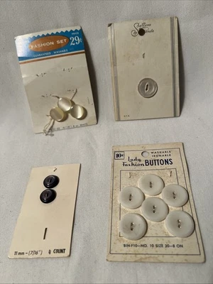 Vintage Lady Fashion Suttons Buttons 4 Original Cards Lot White And Gray Ayres - Image 1 of 4