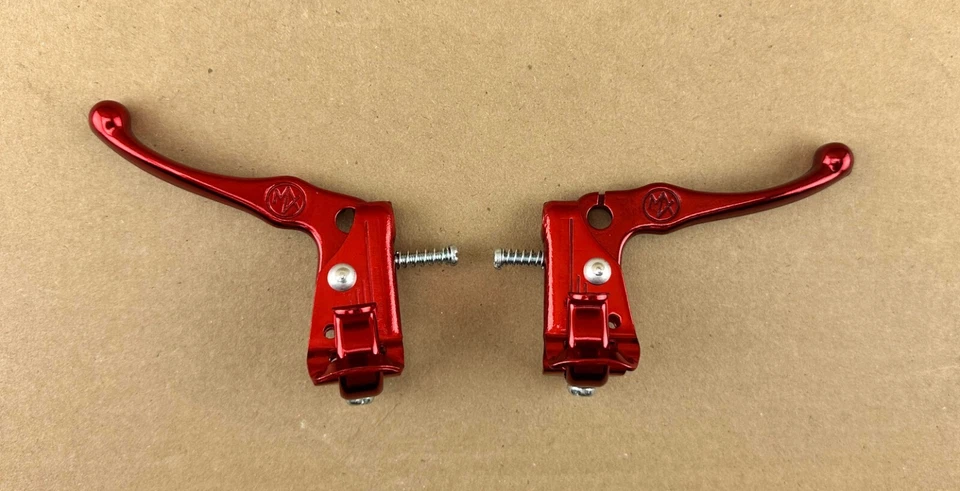 1 PAIR MX BRANDED ALLOY BICYCLE BRAKE LEVER SET RED. - Image 1 of 2